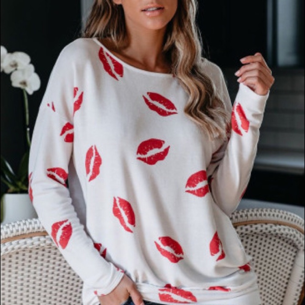 Clothes - Picture 12 of 16